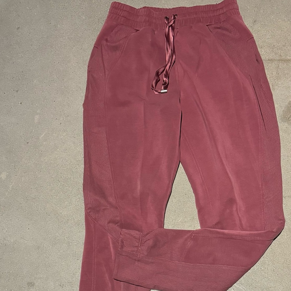 Altar’d State Revival Scuba Jogger